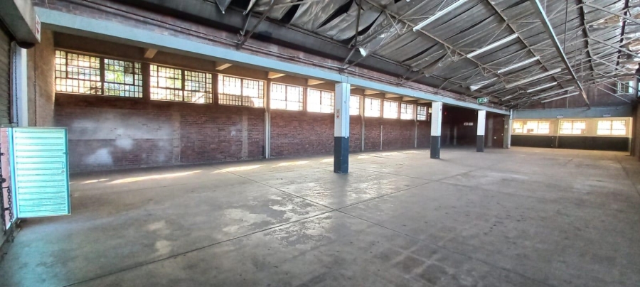 To Let Commercial Property for Rent in Benrose Gauteng