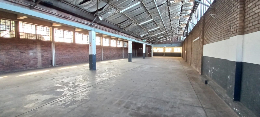 To Let Commercial Property for Rent in Benrose Gauteng