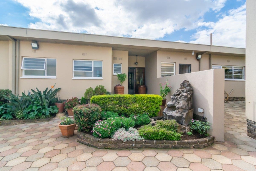 3 Bedroom Property for Sale in Greenhills Gauteng