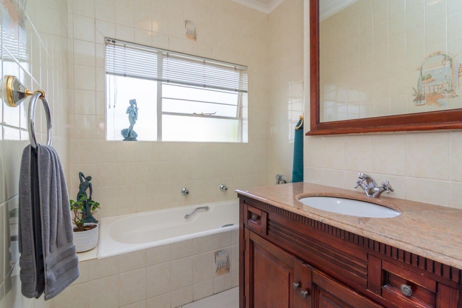 3 Bedroom Property for Sale in Greenhills Gauteng