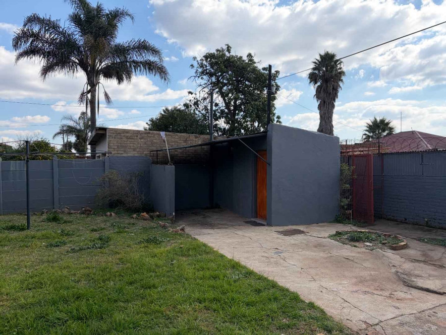 To Let 3 Bedroom Property for Rent in Krugersdorp West Gauteng