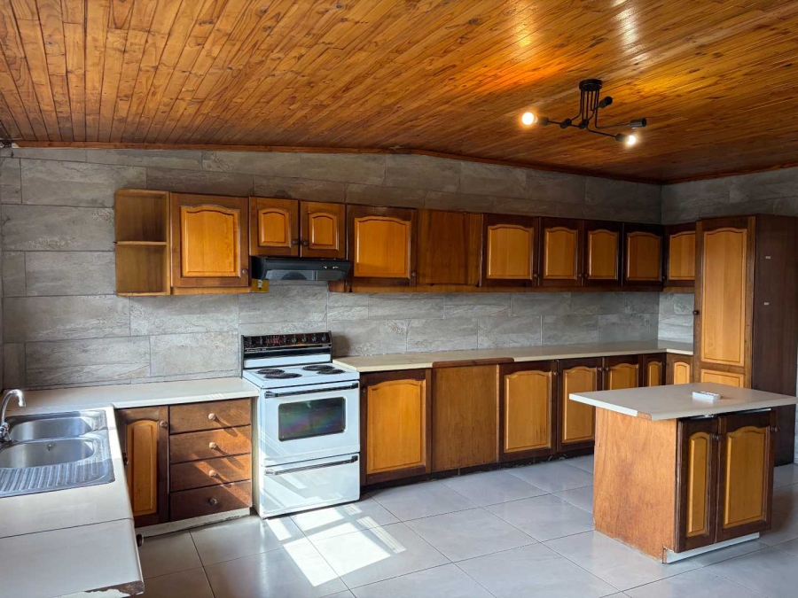 To Let 3 Bedroom Property for Rent in Krugersdorp West Gauteng