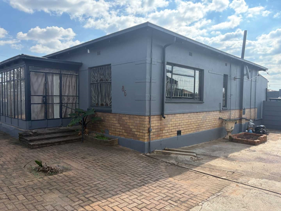 To Let 3 Bedroom Property for Rent in Krugersdorp West Gauteng