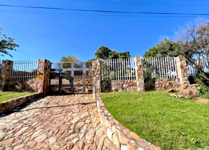 5 Bedroom Property for Sale in Oakdene Gauteng
