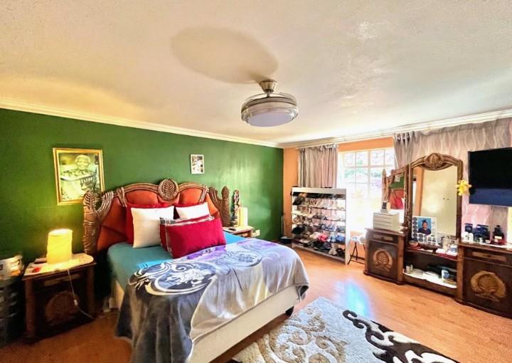 5 Bedroom Property for Sale in Oakdene Gauteng