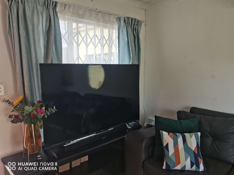 2 Bedroom Property for Sale in Elandspark Gauteng