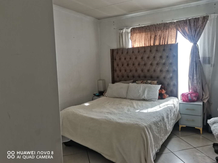 2 Bedroom Property for Sale in Elandspark Gauteng