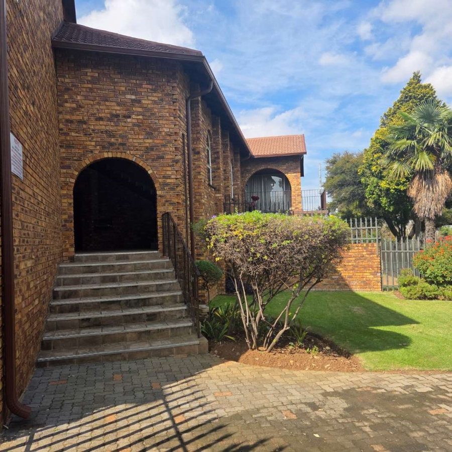 2 Bedroom Property for Sale in Albemarle Gauteng