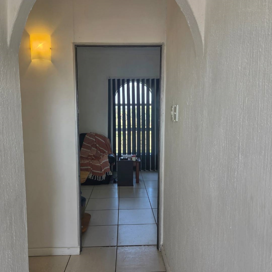 2 Bedroom Property for Sale in Albemarle Gauteng