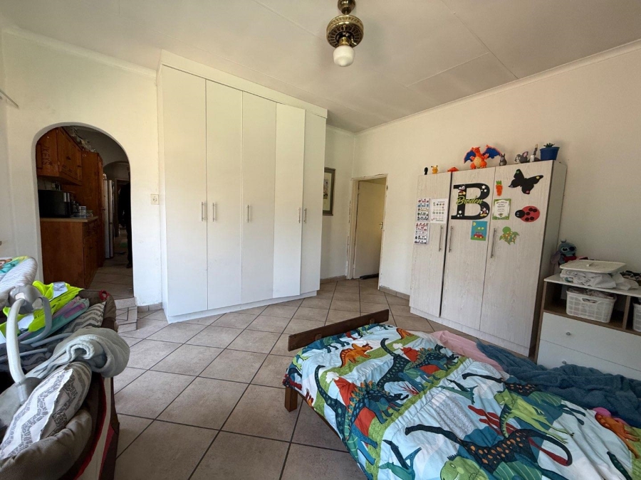 5 Bedroom Property for Sale in Brackenhurst Gauteng