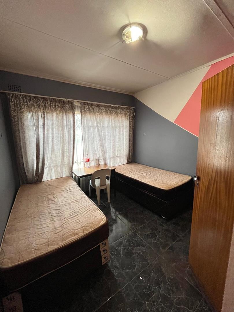 9 Bedroom Property for Sale in Vanderbijlpark CW 2 Gauteng