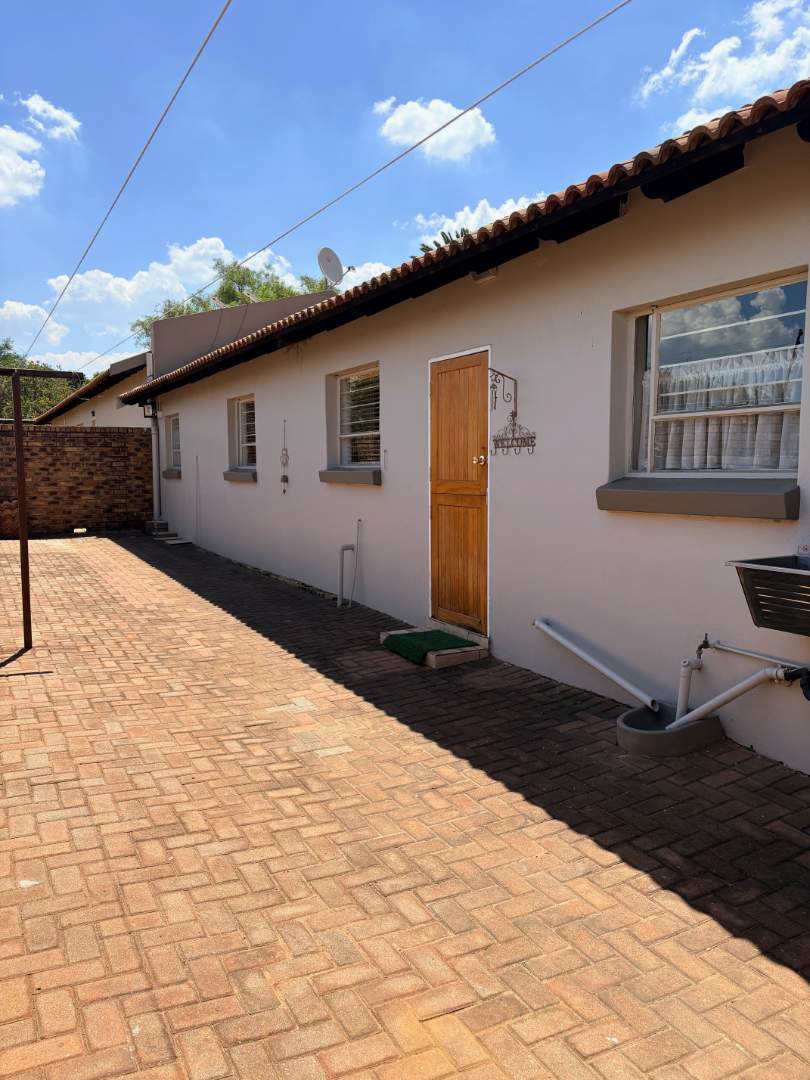 2 Bedroom Property for Sale in Ravenswood Gauteng