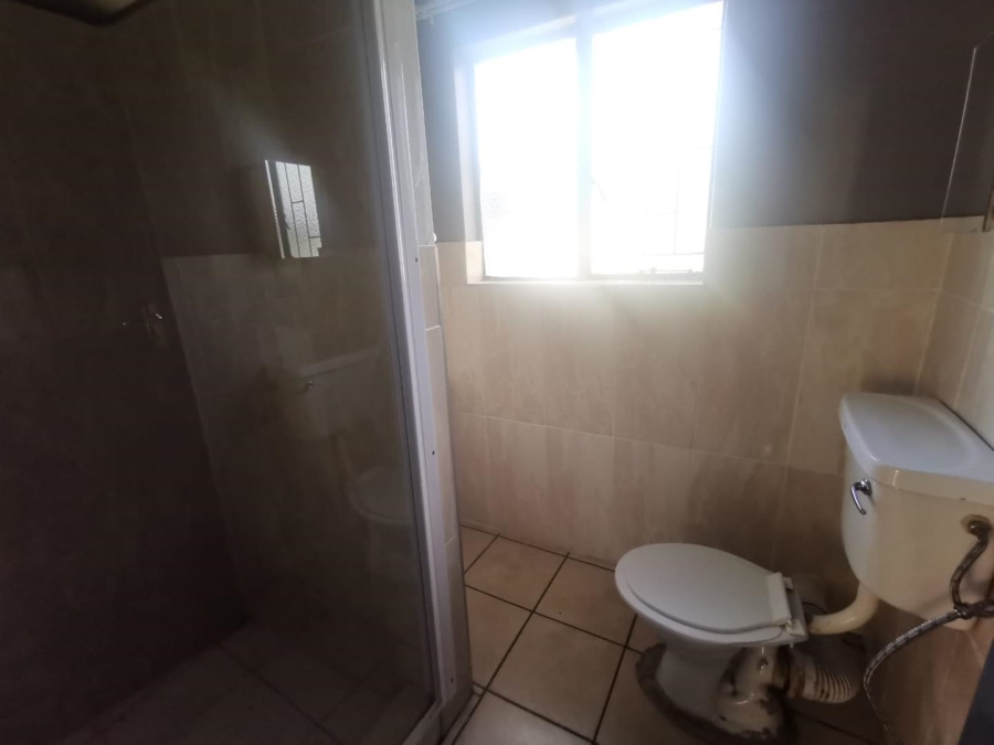 To Let 3 Bedroom Property for Rent in Brackendowns Gauteng
