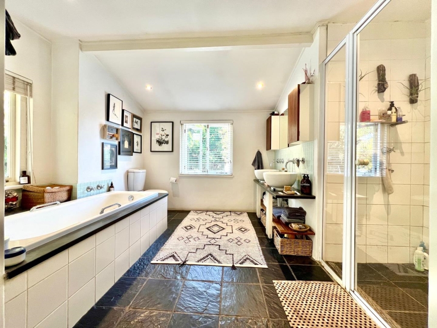 To Let 3 Bedroom Property for Rent in Parktown North Gauteng