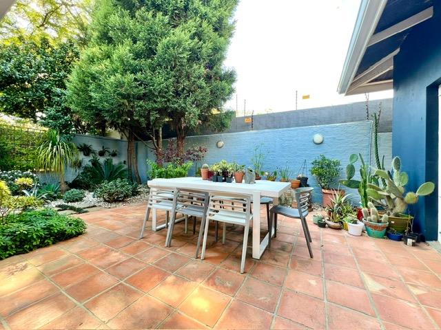 To Let 3 Bedroom Property for Rent in Parktown North Gauteng
