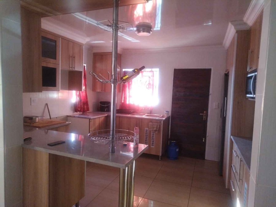 4 Bedroom Property for Sale in Soshanguve VV Gauteng