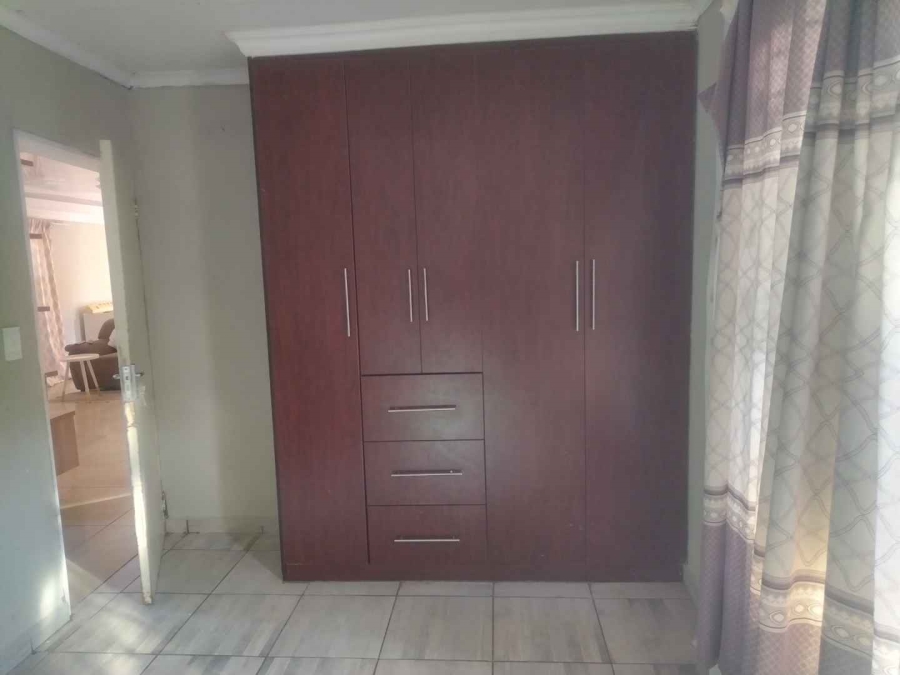 4 Bedroom Property for Sale in Soshanguve VV Gauteng