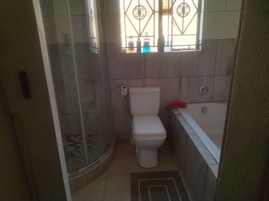 4 Bedroom Property for Sale in Soshanguve VV Gauteng