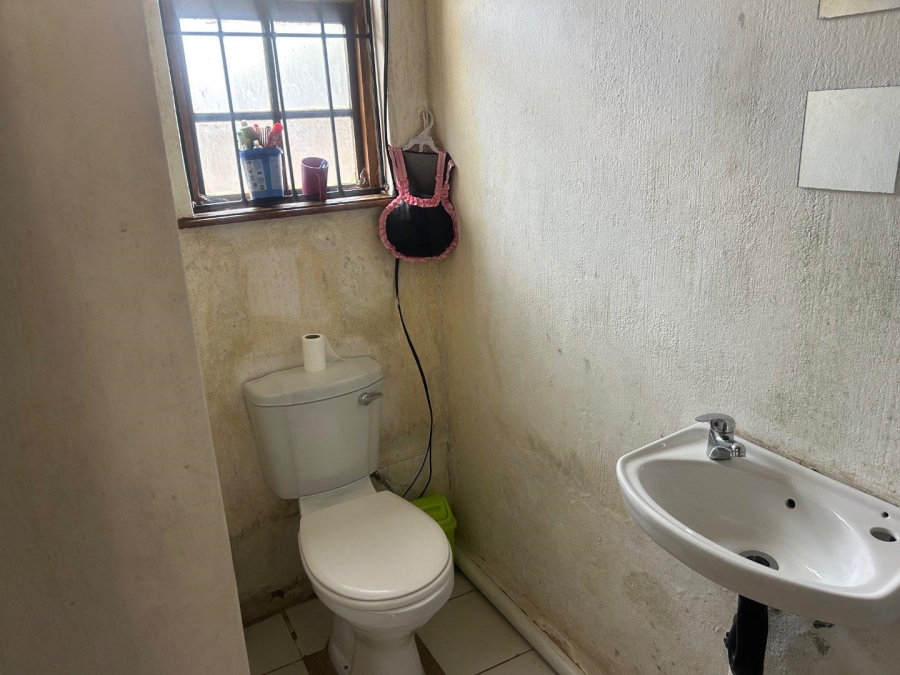14 Bedroom Property for Sale in Laudium Ext 3 Gauteng