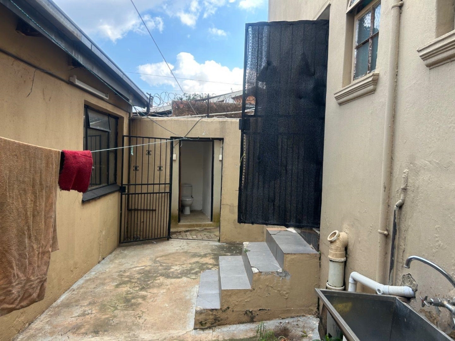 14 Bedroom Property for Sale in Laudium Ext 3 Gauteng