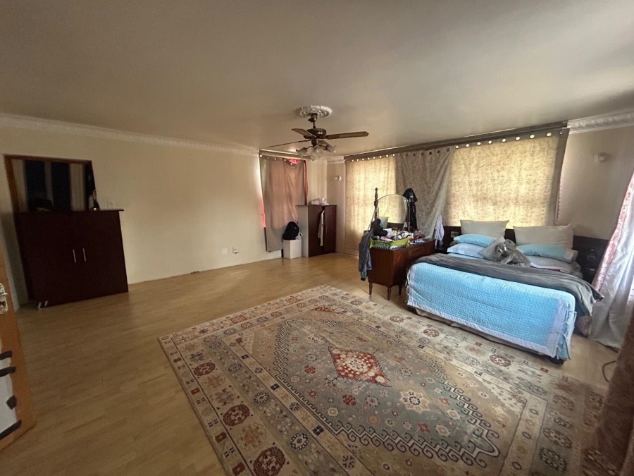 14 Bedroom Property for Sale in Laudium Ext 3 Gauteng
