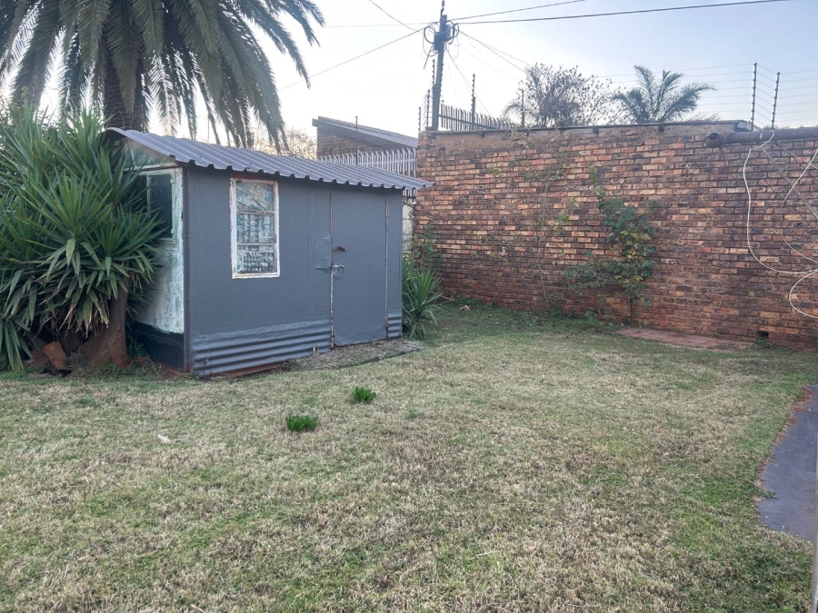 3 Bedroom Property for Sale in Laudium Ext 3 Gauteng