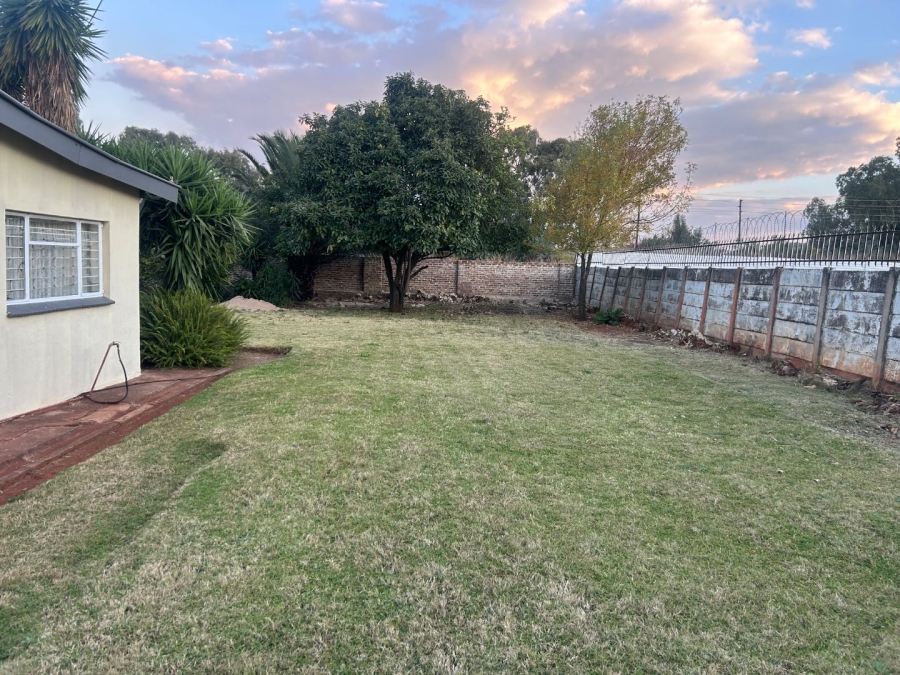 3 Bedroom Property for Sale in Laudium Ext 3 Gauteng
