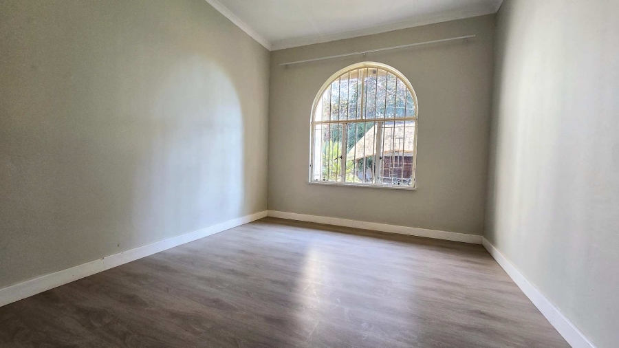 4 Bedroom Property for Sale in Garsfontein Gauteng