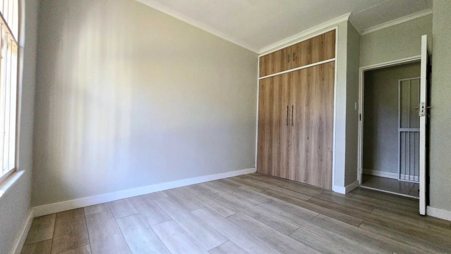 4 Bedroom Property for Sale in Garsfontein Gauteng