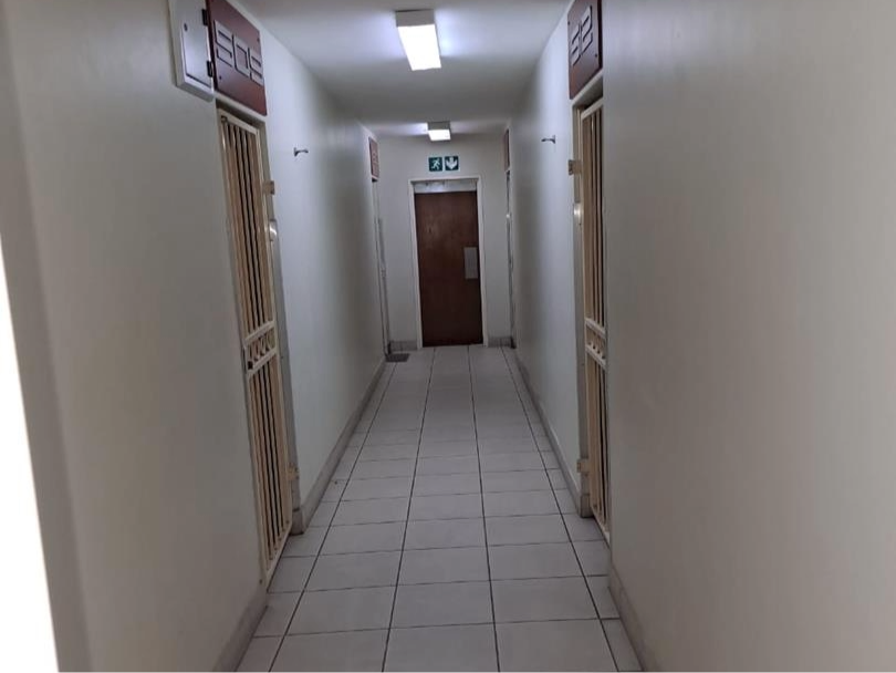 1 Bedroom Property for Sale in Hillcrest Gauteng