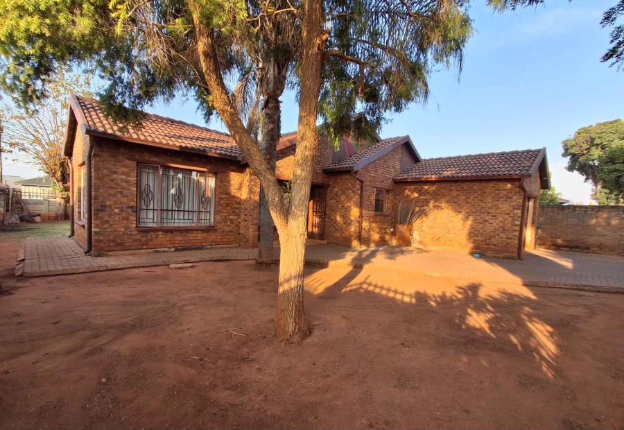 3 Bedroom Property for Sale in The Orchards Gauteng