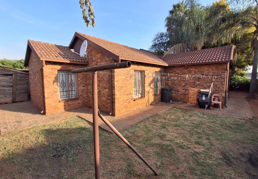 3 Bedroom Property for Sale in The Orchards Gauteng