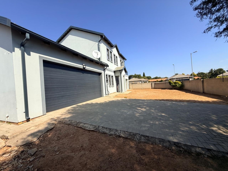 4 Bedroom Property for Sale in Rayton Gauteng