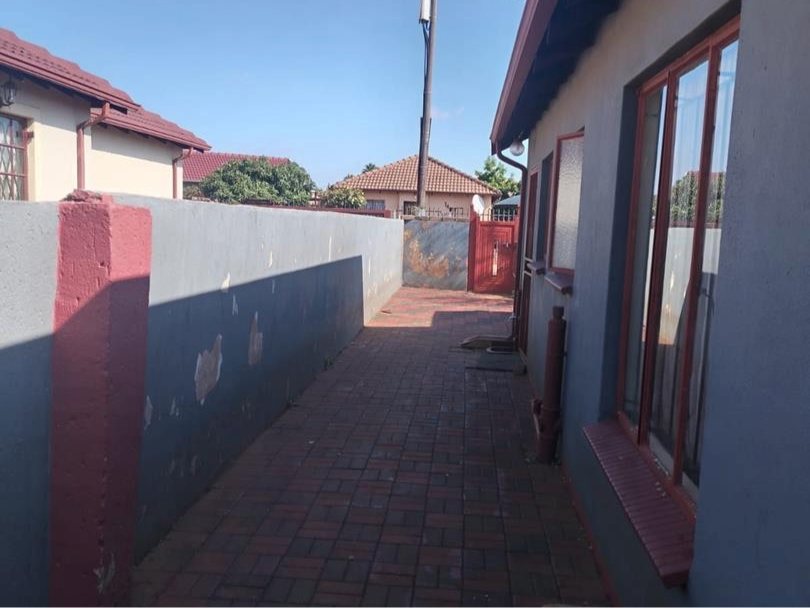 3 Bedroom Property for Sale in Soshanguve XX Gauteng