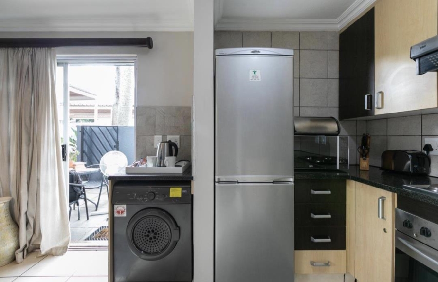 To Let 1 Bedroom Property for Rent in Sandown Gauteng