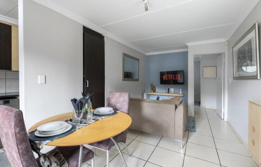 To Let 1 Bedroom Property for Rent in Sandown Gauteng