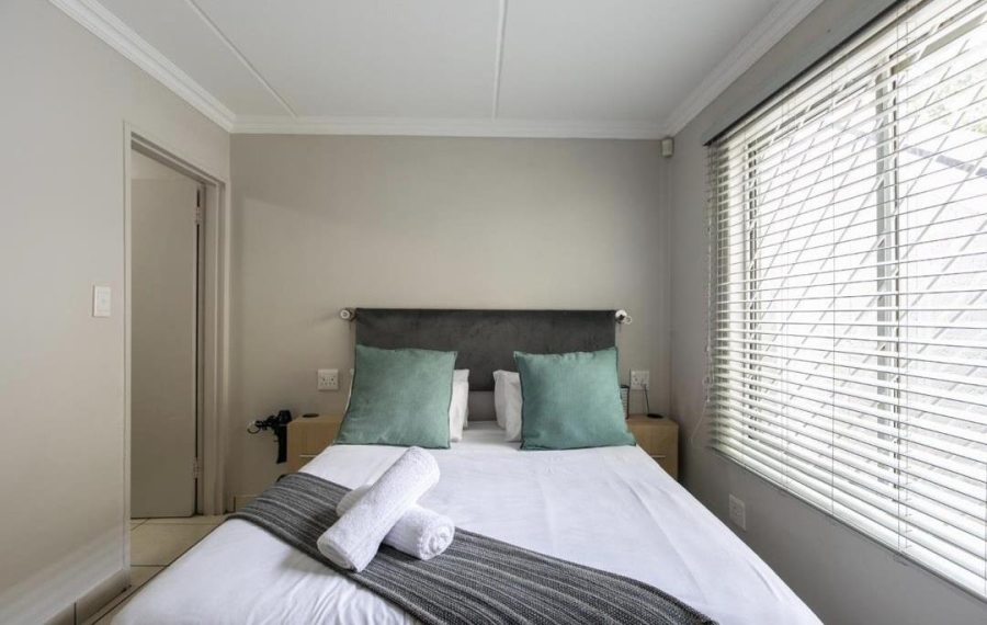 To Let 1 Bedroom Property for Rent in Sandown Gauteng
