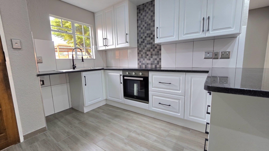 2 Bedroom Property for Sale in Meyersdal Gauteng