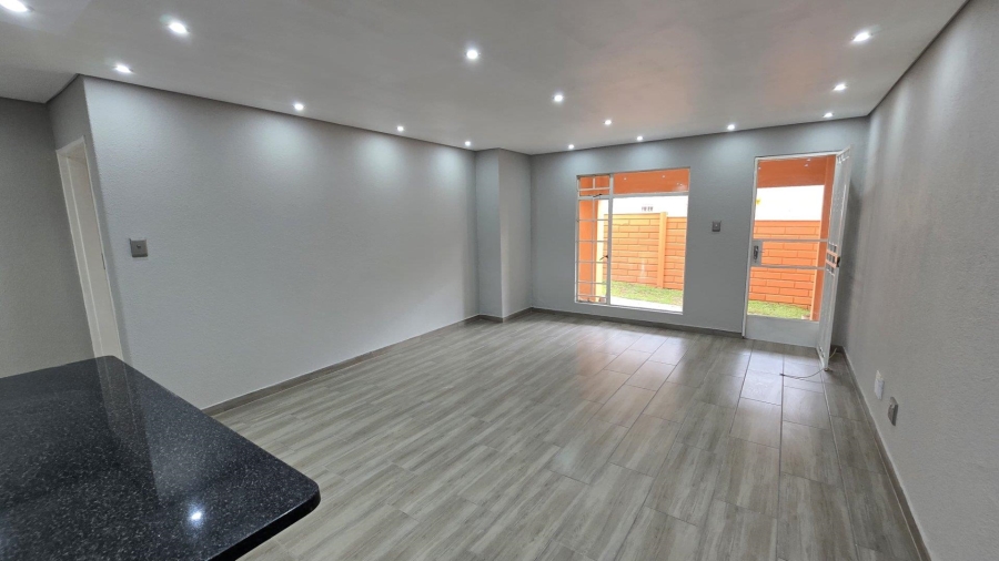 2 Bedroom Property for Sale in Meyersdal Gauteng