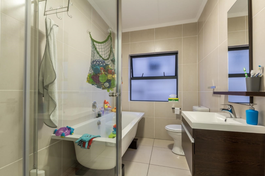 2 Bedroom Property for Sale in Fourways Gauteng