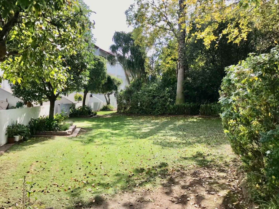 To Let 1 Bedroom Property for Rent in Glenadrienne Gauteng