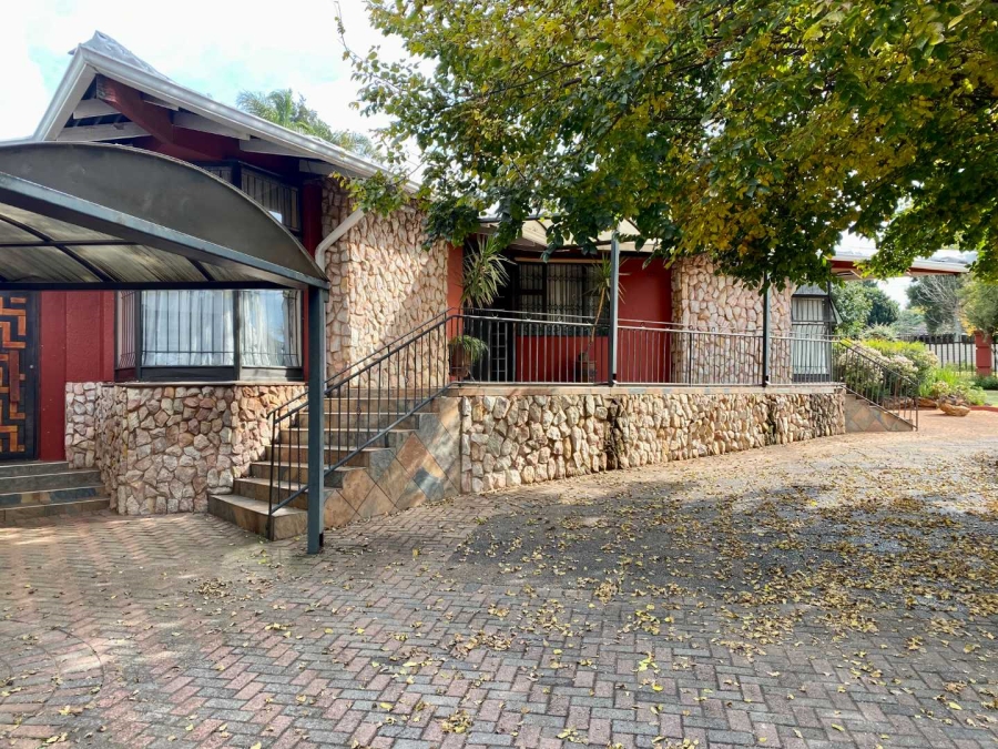 To Let 3 Bedroom Property for Rent in Horison Gauteng