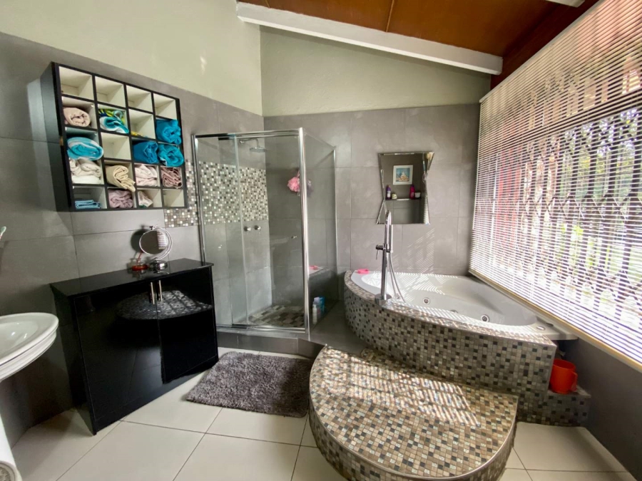 To Let 3 Bedroom Property for Rent in Horison Gauteng