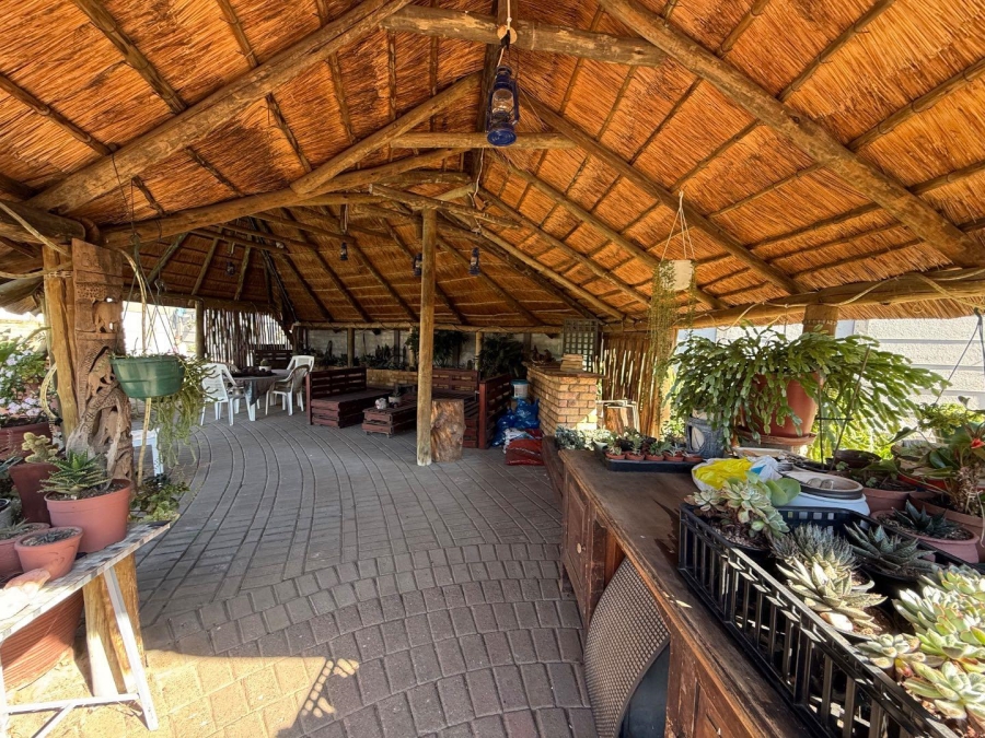 4 Bedroom Property for Sale in Brackenhurst Gauteng