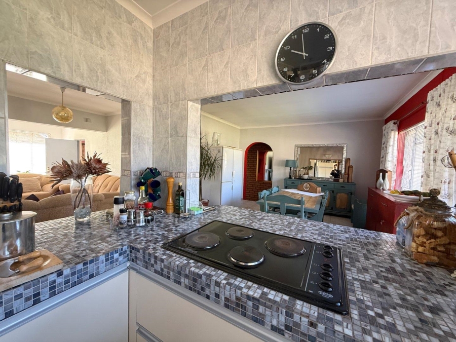 4 Bedroom Property for Sale in Brackenhurst Gauteng