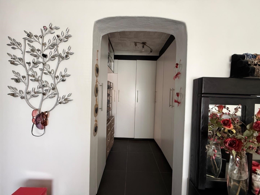 4 Bedroom Property for Sale in Brackenhurst Gauteng