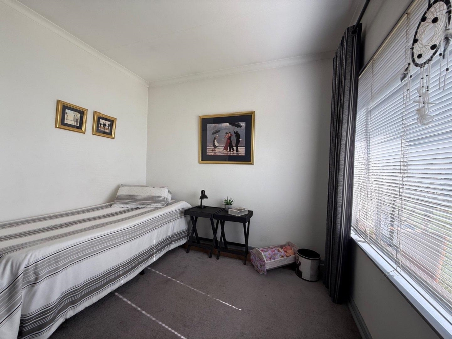 4 Bedroom Property for Sale in Brackenhurst Gauteng