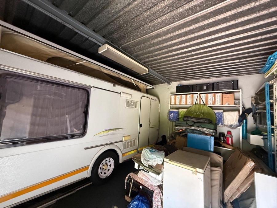 4 Bedroom Property for Sale in Brackenhurst Gauteng