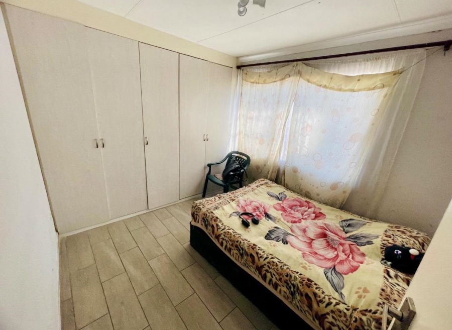 3 Bedroom Property for Sale in Mulbarton Gauteng