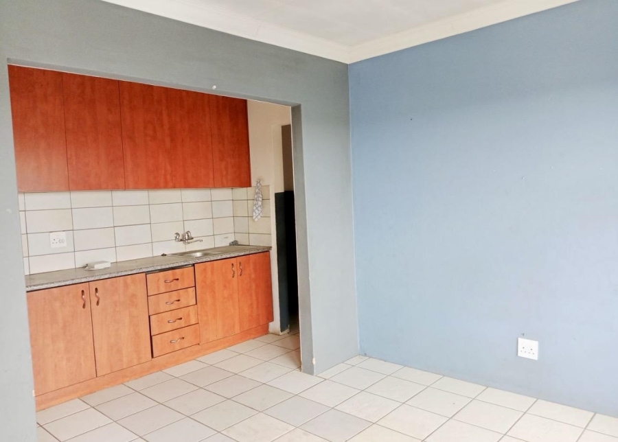 1 Bedroom Property for Sale in Vosloorus Gauteng